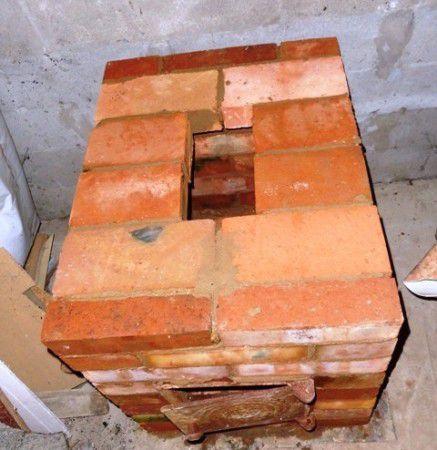 Выкладываем печь из кирпича для гаража Выкладываем печь из кирпича для гаража