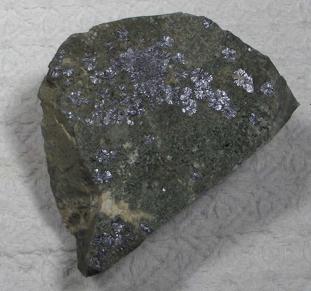 Molybdenite Rosettes